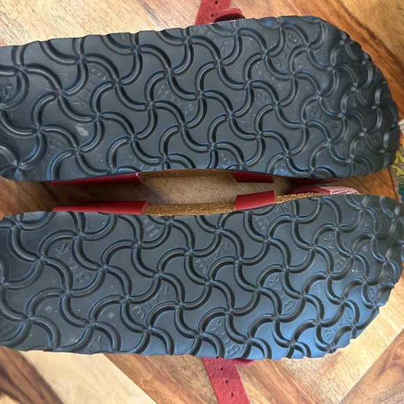 Birkenstock sandal ￼ - Picture 2 of 3